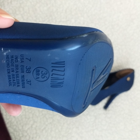 High heels - Picture 3 of 8